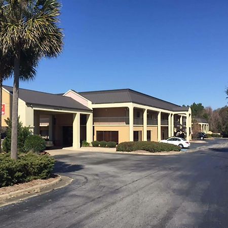 Econo Lodge Cordele Bagian luar foto