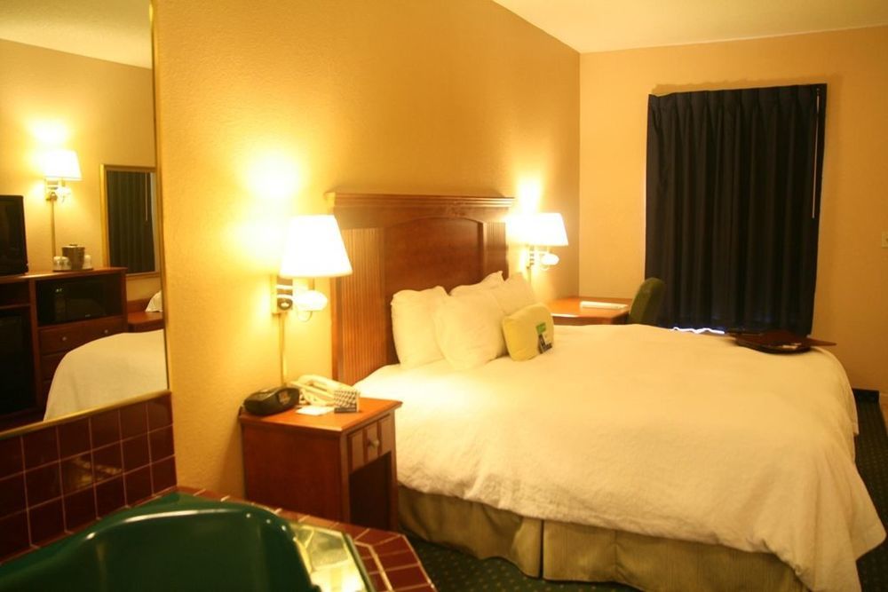 Econo Lodge Cordele Ruang foto