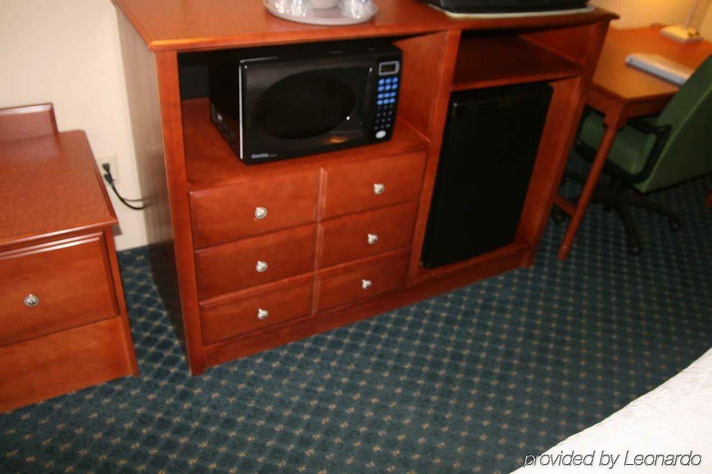 Econo Lodge Cordele Bagian luar foto